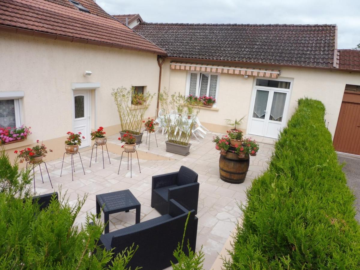 Bed and Breakfast Au Pied Du Cognelot Chalindrey Exterior foto
